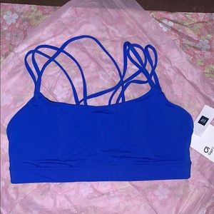 GapFit Sports Bra NWT